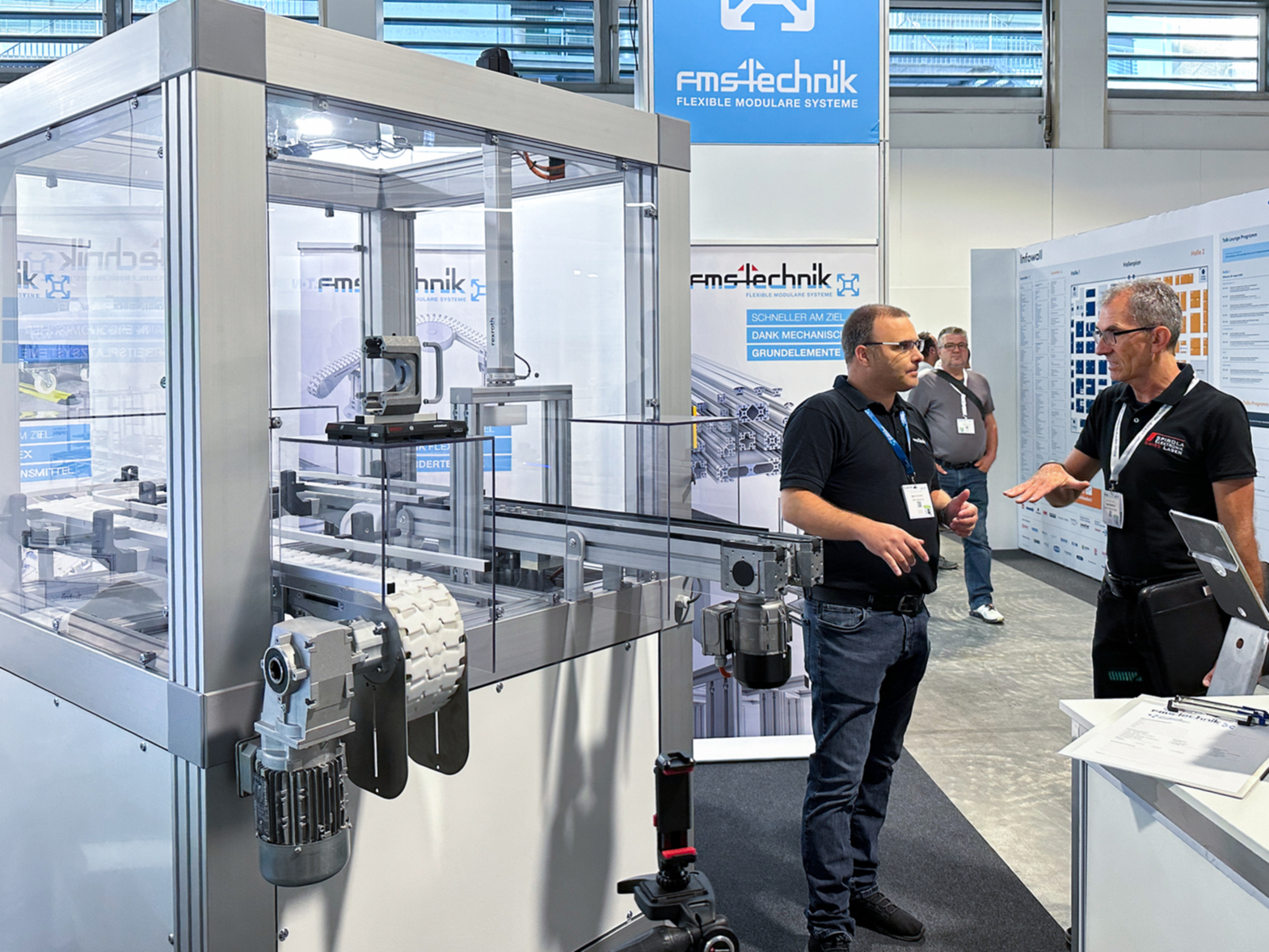 vorfuehrzelle-06-all-about-automation-referenz-swissrobotics-fms-technik.jpg
